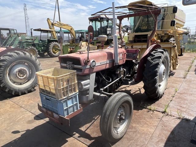 Tractor — Auction (lot 8457-8104)