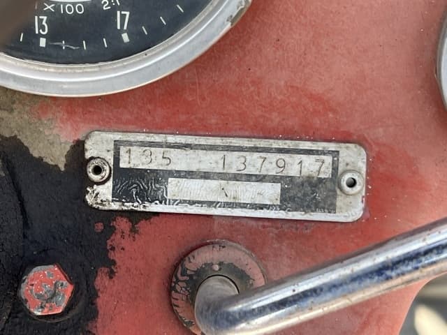 Tractor — Auction (lot 8457-8104)
