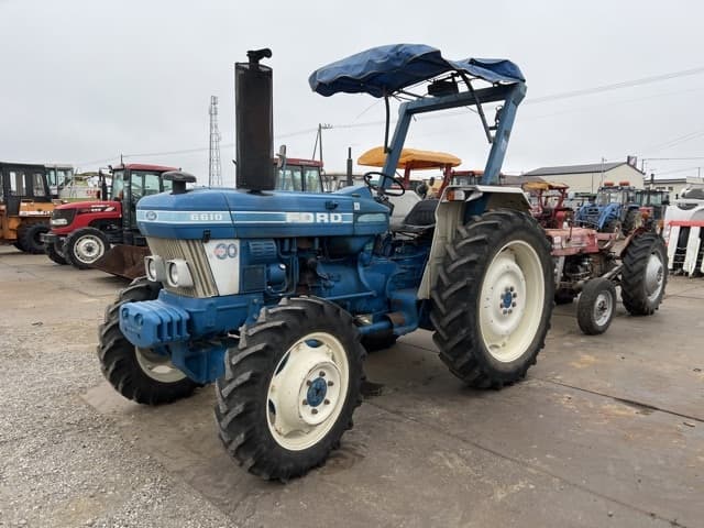 Tractor — Auction (lot 8457-8105)