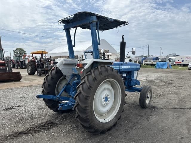 Tractor — Auction (lot 8457-8106)