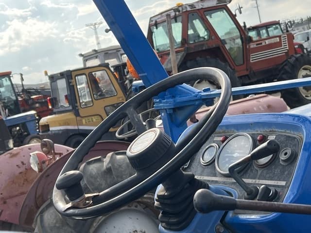 Tractor — Auction (lot 8457-8109)
