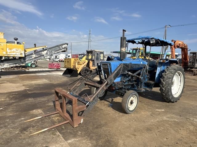 Tractor — Auction (lot 8457-8110)