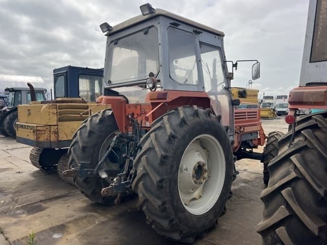 Tractor — Auction (lot 8457-8118)