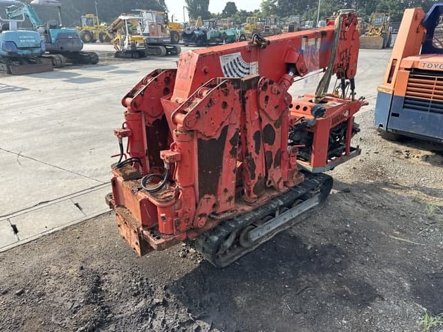 MINI CRAWLER CRANE — Auction (lot 8457-815)