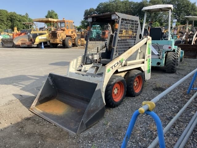 SKID STEER LOADER — Auction (lot 8457-823)