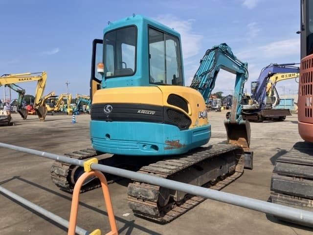 MINI EXCAVATOR — Auction (lot 8457-830)