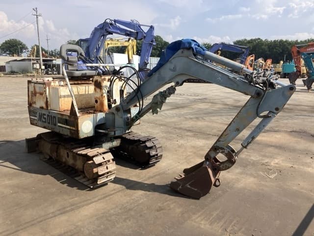 MINI EXCAVATOR — Auction (lot 8457-832)