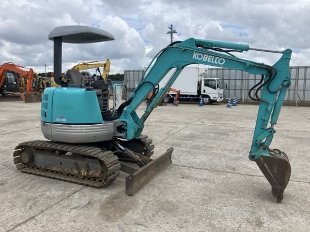 MINI EXCAVATOR — Auction (lot 8457-84)