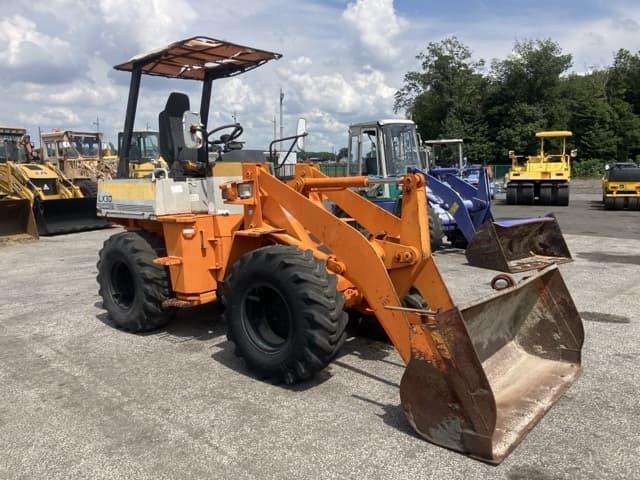 MINI WHEEL LOADER — Auction (lot 8457-86)
