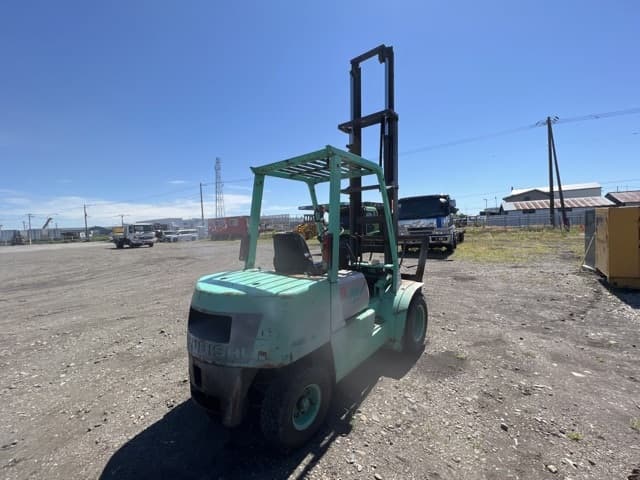 Forklift — Auction (lot 8457-8801)