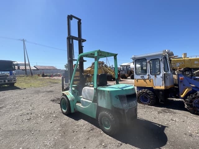 Forklift — Auction (lot 8457-8801)