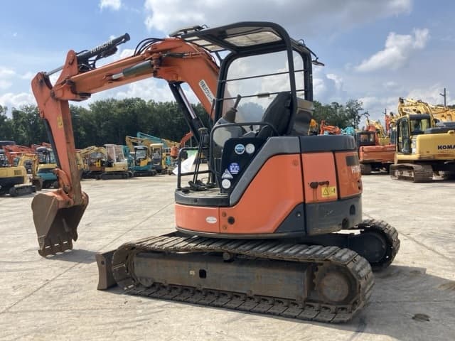 MINI EXCAVATOR — Auction (lot 8457-89)