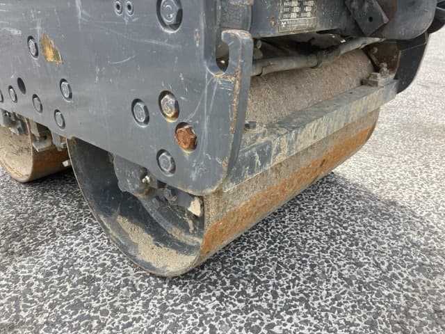 Hand Guided Roller — Auction (lot 8457-9)