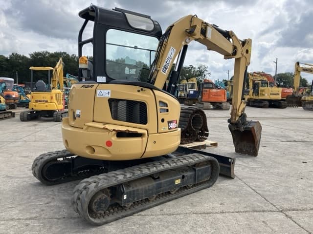 MINI EXCAVATOR — Auction (lot 8457-94)