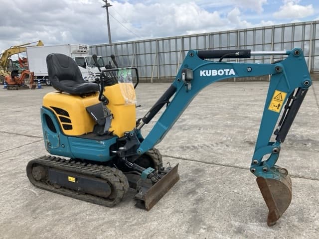 MINI EXCAVATOR — Auction (lot 8457-95)