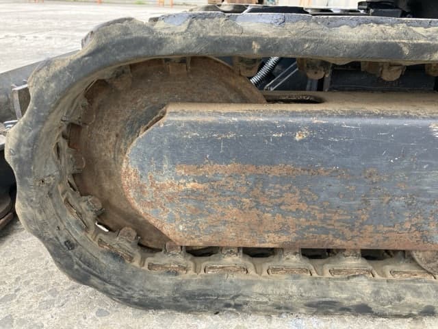 MINI EXCAVATOR — Auction (lot 8457-95)