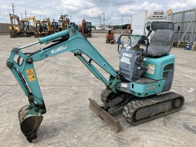MINI EXCAVATOR — Auction (lot 8457-97)