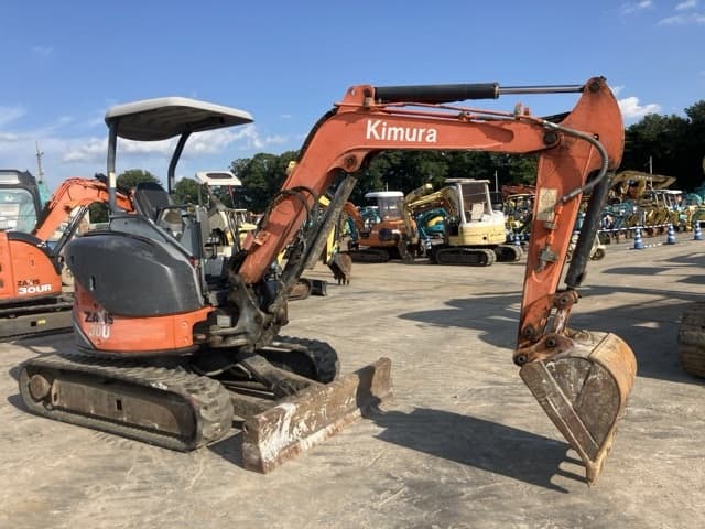 MINI EXCAVATOR — Auction (lot 8457-99)