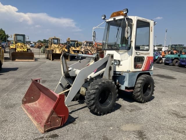 MINI WHEEL LOADER — Auction (lot 8458-100)