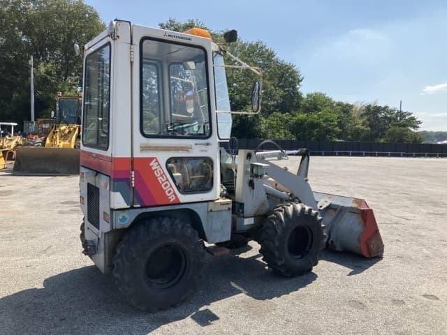 MINI WHEEL LOADER — Auction (lot 8458-100)