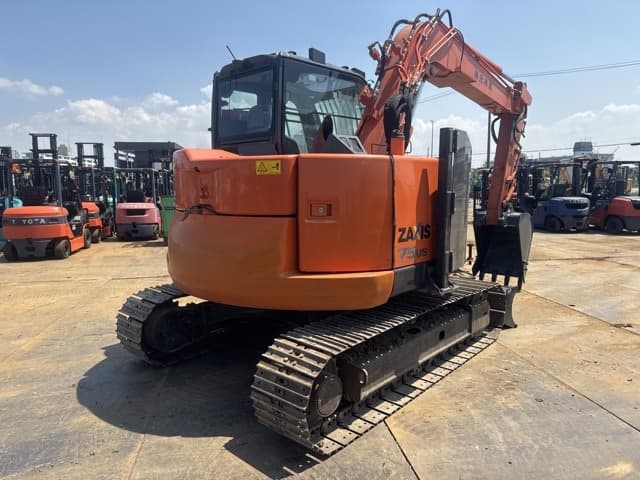 EXCAVATOR — Auction (lot 8458-10001)