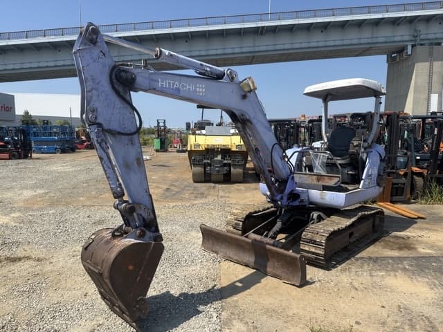 MINI EXCAVATOR — Auction (lot 8458-10002)