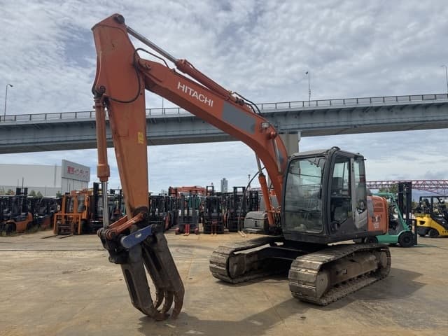 EXCAVATOR — Auction (lot 8458-10005)