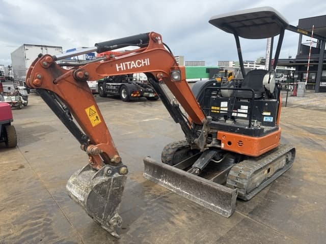 MINI EXCAVATOR — Auction (lot 8458-10008)