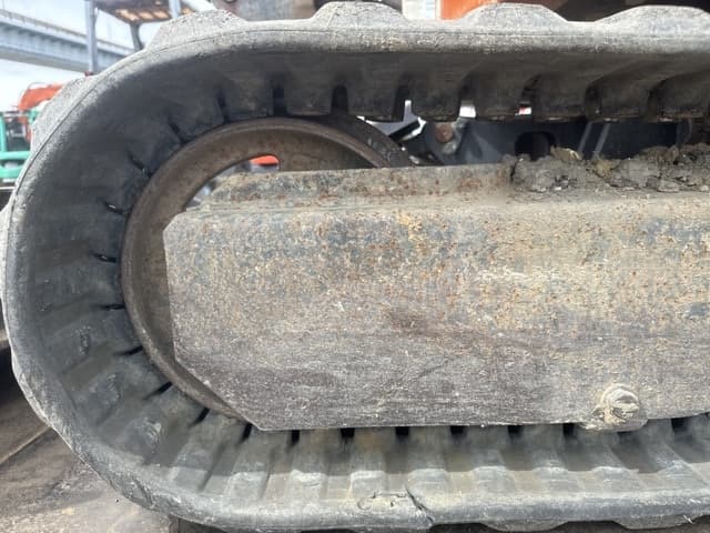 MINI EXCAVATOR — Auction (lot 8458-10008)