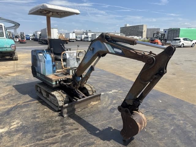 MINI EXCAVATOR — Auction (lot 8458-10011)