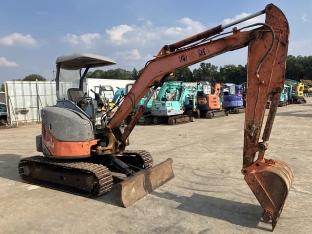 MINI EXCAVATOR — Auction (lot 8458-104)