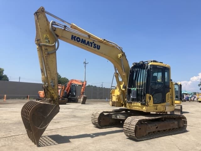 EXCAVATOR — Auction (lot 8458-105)