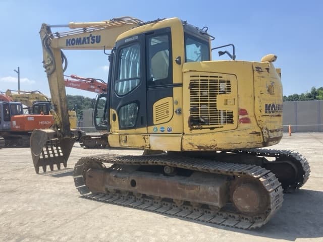 EXCAVATOR — Auction (lot 8458-105)