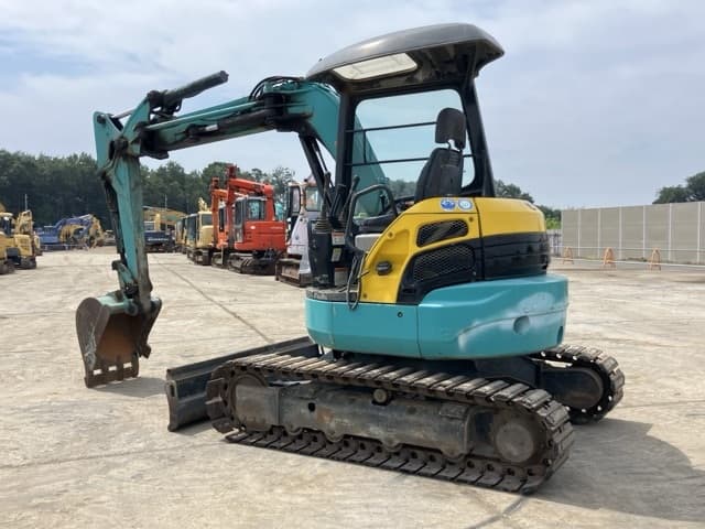 MINI EXCAVATOR — Auction (lot 8458-106)
