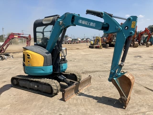 MINI EXCAVATOR — Auction (lot 8458-108)