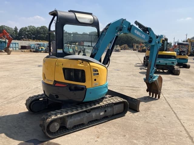 MINI EXCAVATOR — Auction (lot 8458-108)