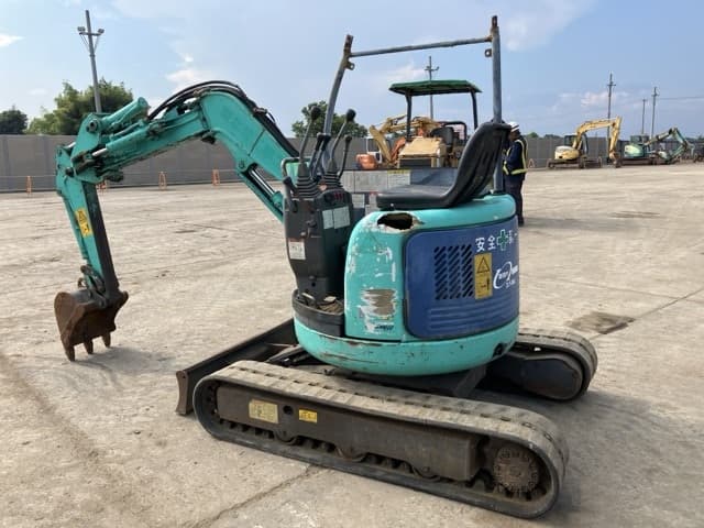 MINI EXCAVATOR — Auction (lot 8458-11)