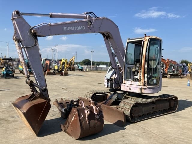 EXCAVATOR — Auction (lot 8458-111)