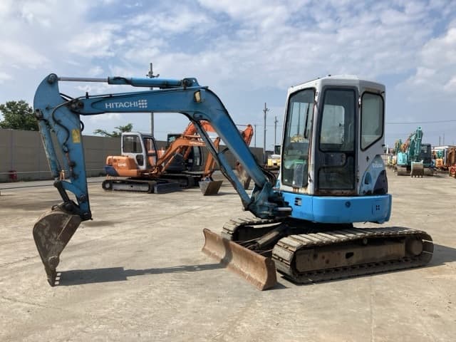 MINI EXCAVATOR — Auction (lot 8458-12)