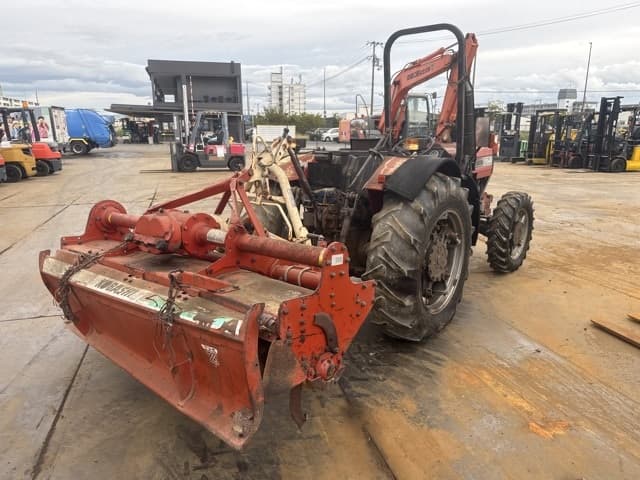 Tractor — Auction (lot 8458-12001)