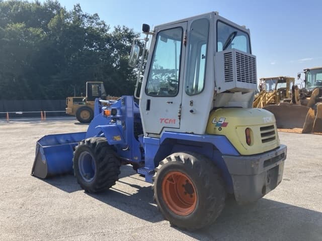 MINI WHEEL LOADER — Auction (lot 8458-128)