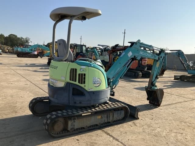 MINI EXCAVATOR — Auction (lot 8458-130)
