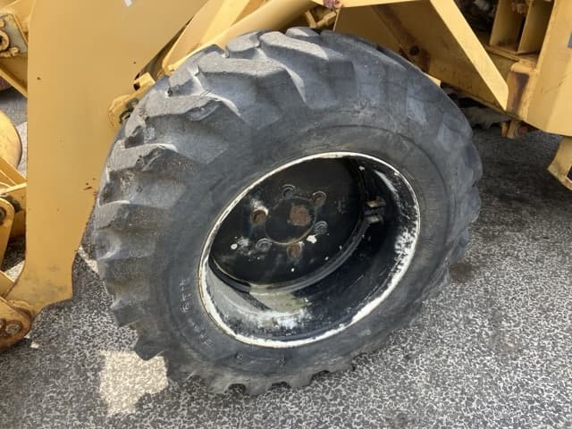 MINI WHEEL LOADER — Auction (lot 8458-131)