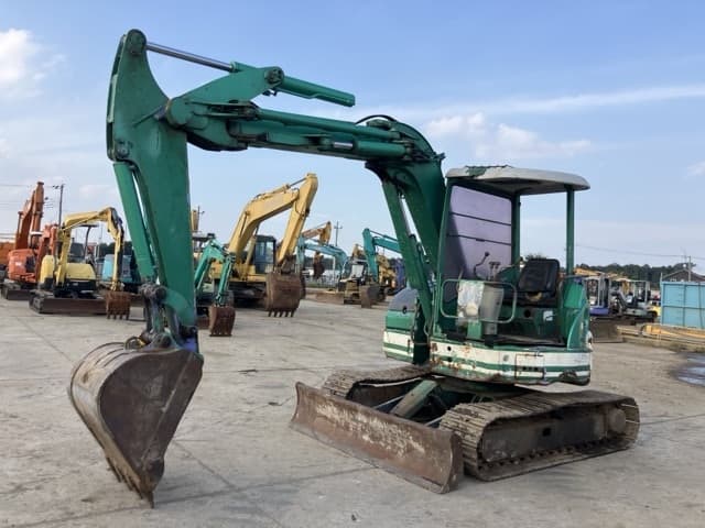MINI EXCAVATOR — Auction (lot 8458-134)