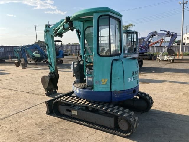MINI EXCAVATOR — Auction (lot 8458-138)