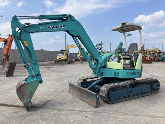 MINI EXCAVATOR — Auction (lot 8458-14)
