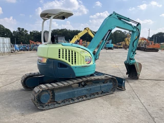 MINI EXCAVATOR — Auction (lot 8458-14)