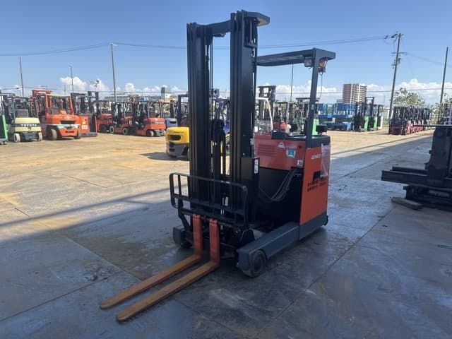 Reach Forklift — Auction (lot 8458-14002)