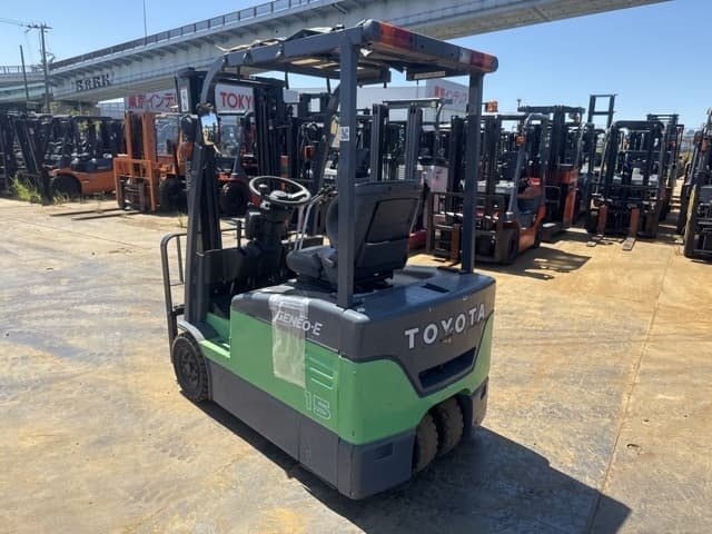 Battery Forklift — Auction (lot 8458-14003)