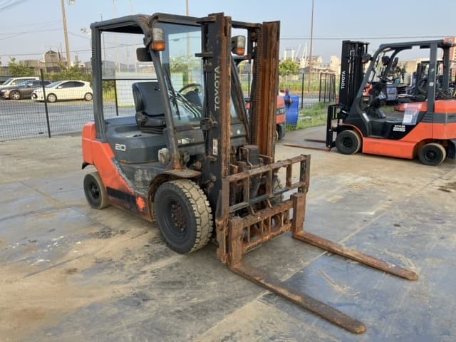 Forklift — Auction (lot 8458-14007)